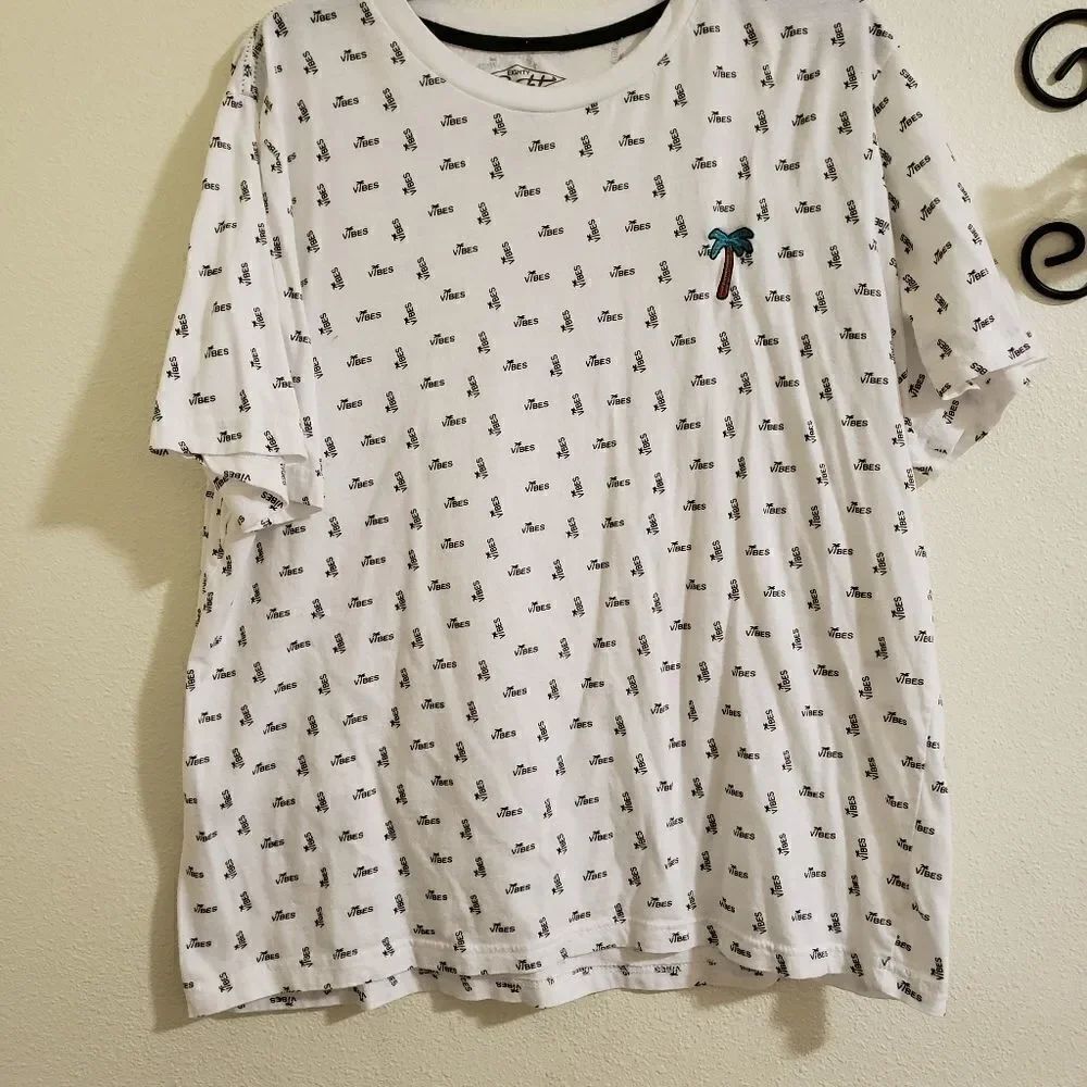 Eighty Eight shirt Men Top size XL